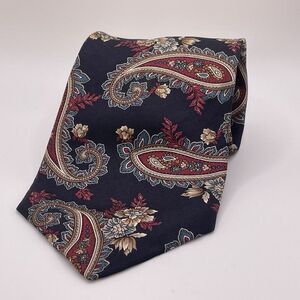 VTG Sutter and Grant Black Paisley 100% Silk Men's Neck Tie  USA Long‎ 61" X 4"